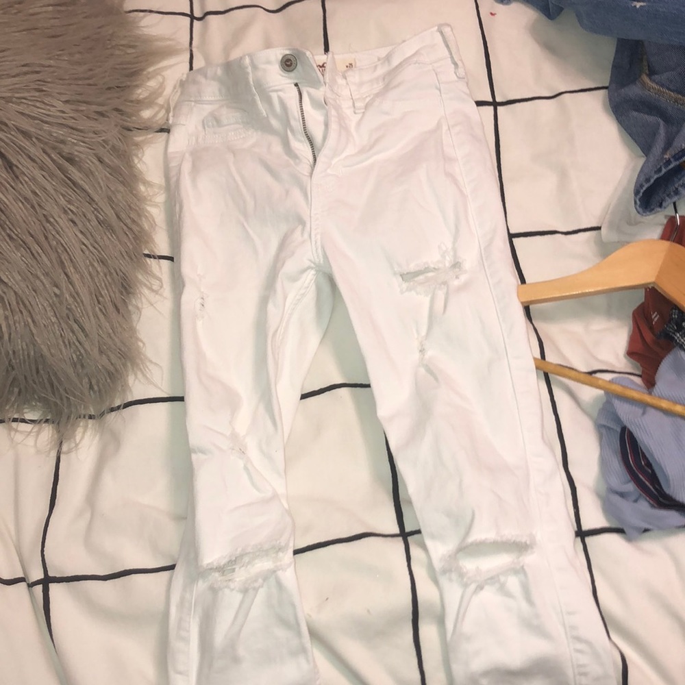 White Hollister jeans
